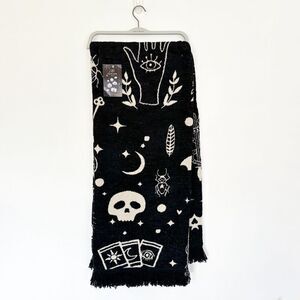 Docofil Halloween Spooky Evil Eye Tarot Selene Goddess Lunar Moon Stars Fringe T